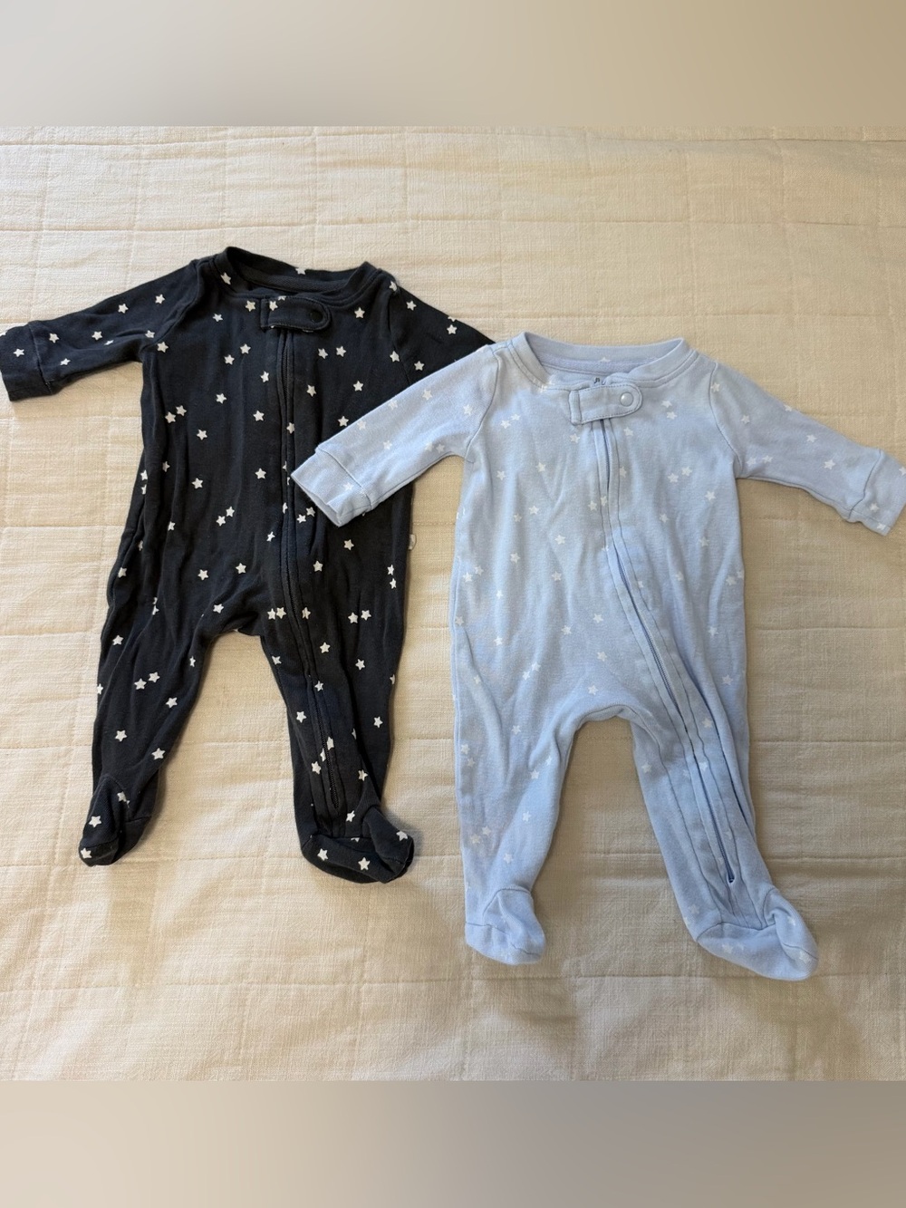Baby gap newborn sleepers zip onesies